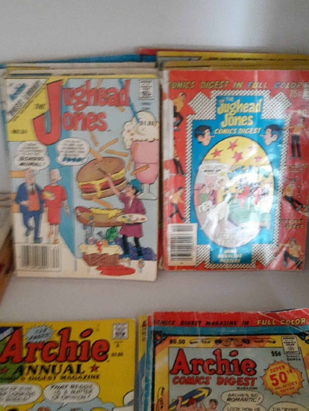 Archie Comics Digest Collection - Multicolor Kids Comics Set - Picture 6 of 7